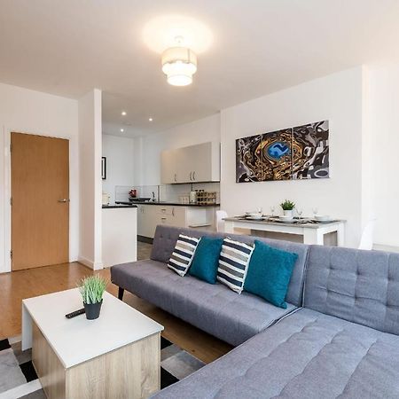 Superb Location, Lovely And Bright 2 Bed Appartamento Liverpool Esterno foto